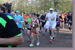 02 Marathon Cheverny 157 * 680 x 453 * (173KB)